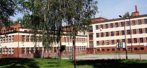 Widok Zespo�u Szk� Nr 3 od strony ul. Ko�ciuszki