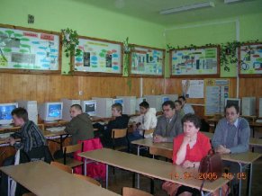 W pracowni internetowej wielokrotnie odbywa�y si� konkursy informatyczne dla gimnazjalist�w