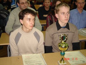 I miejsce zaj�a dru�yna z PG O�ar�w: Mateusz Kasperczyk i Bart�omiej Gajewski