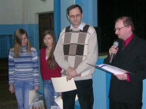 Turniej wygra�a dru�yna z gimnazjum w Tar�owie
