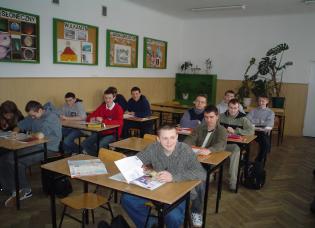 Zaj�cia w klasopracowni geografii